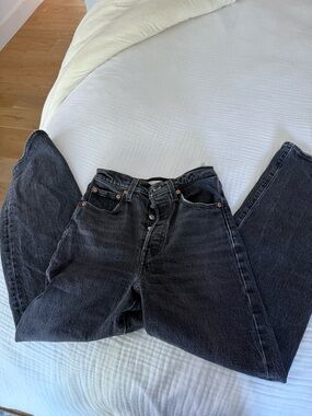 Levi's Faded Black High-Rise Cropped Jeans